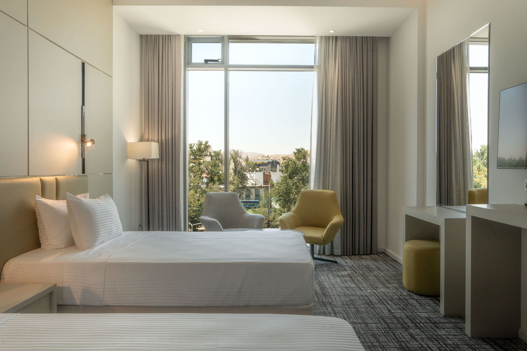 {room.name}